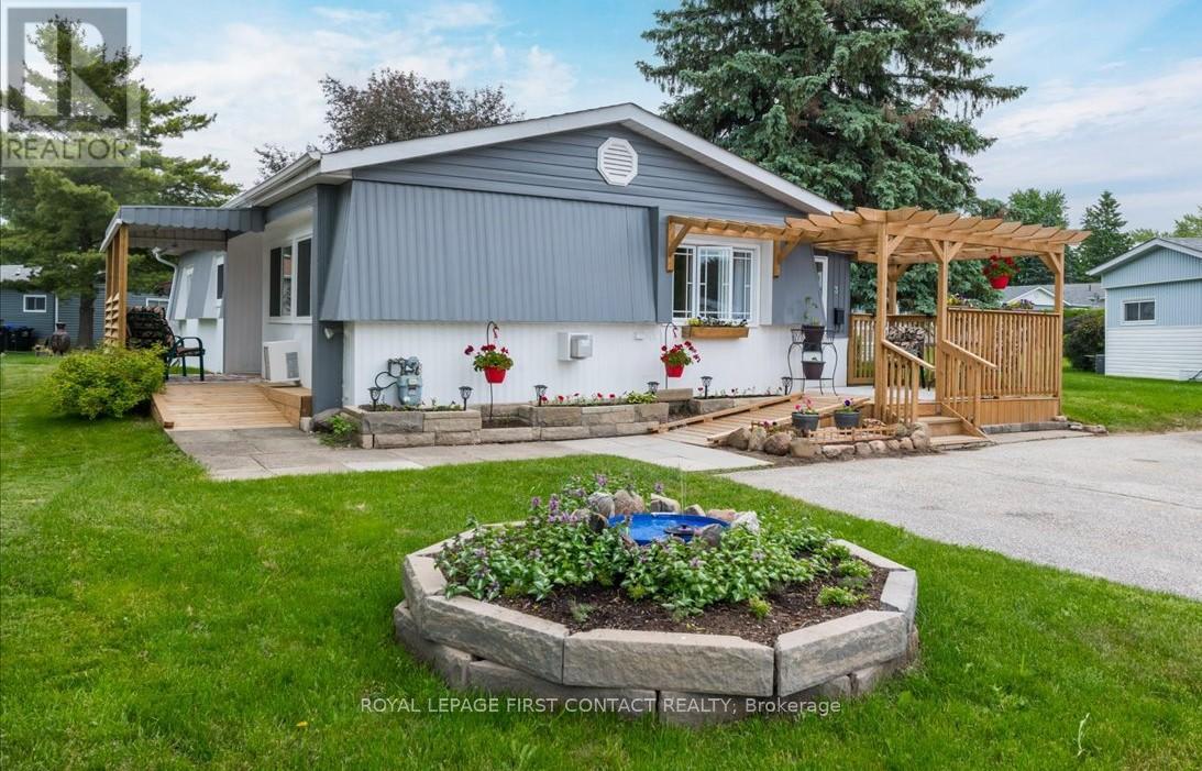 3 Weeping Willow Dr, Innisfil, ON L9S 1R6