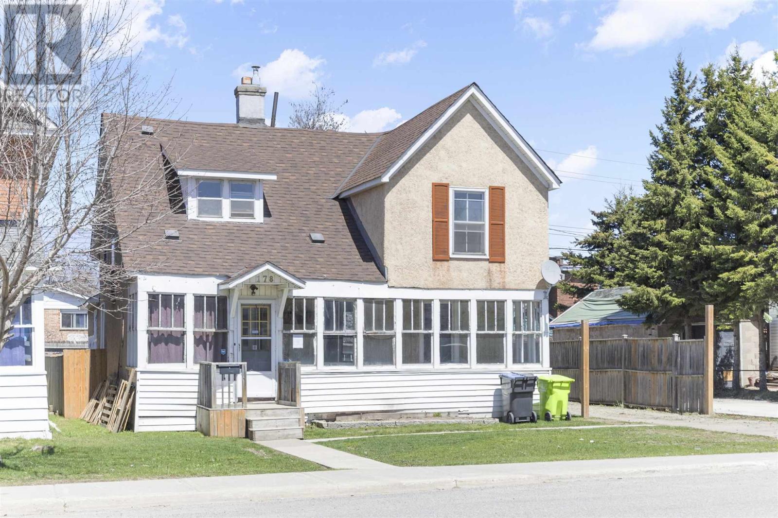 178 Albert St, Sault Ste. Marie, ON P6A 1B4