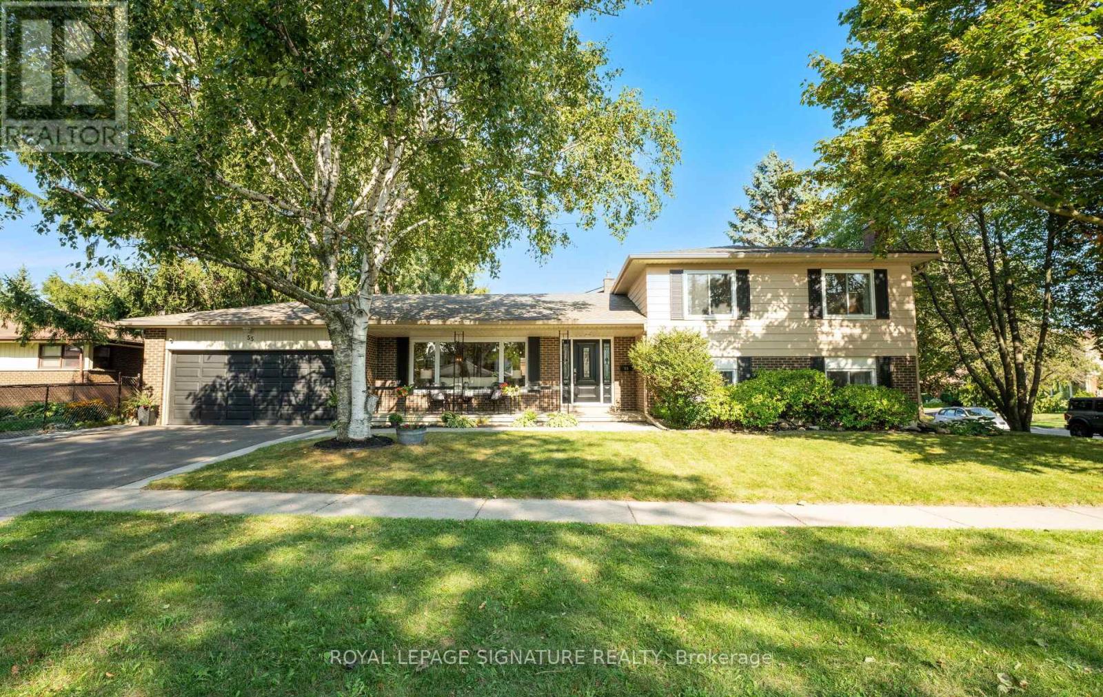 55 Bathgate Dr, Toronto, ON M1C 1X7