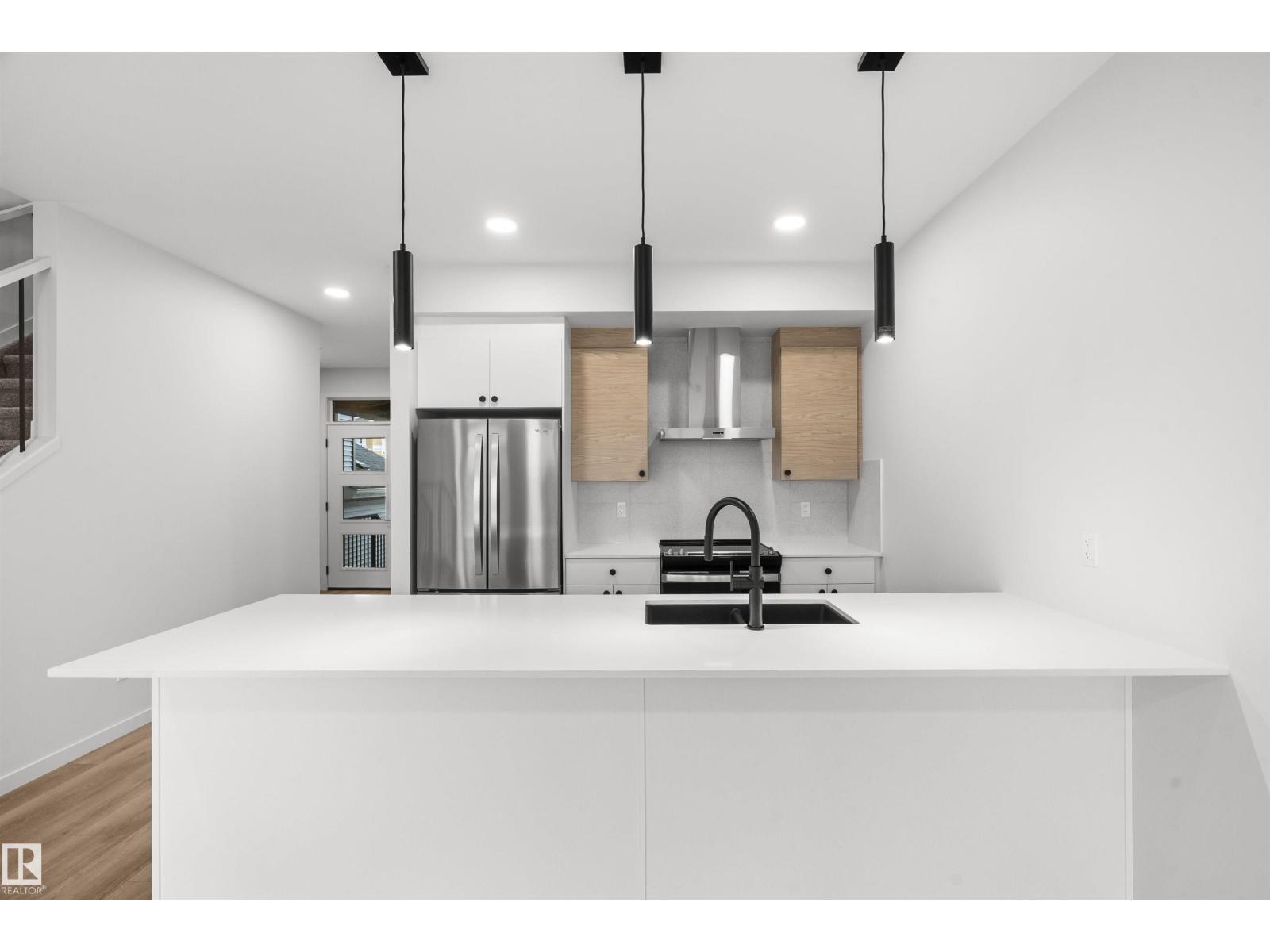 80 Avenue Nw Unit 22931, Edmonton, AB T5T 7Y1