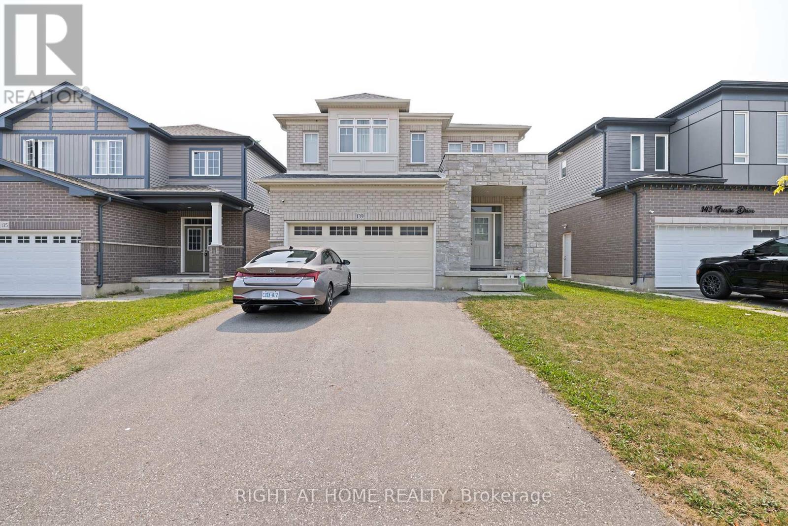 139 Freure Dr, Cambridge, ON N1S 0A2
