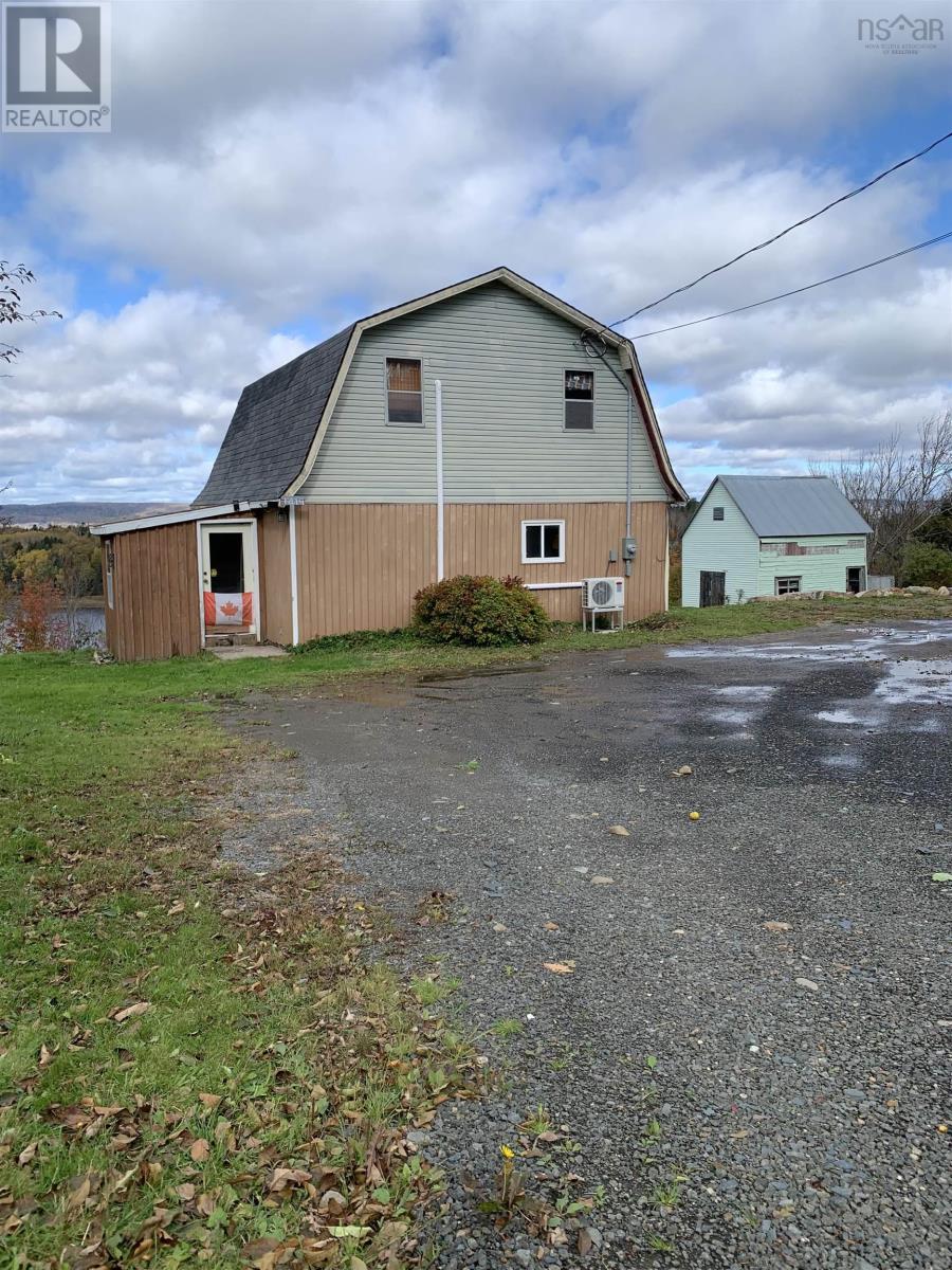 1421 Highway 1, Clementsport, NS B0S 1E0