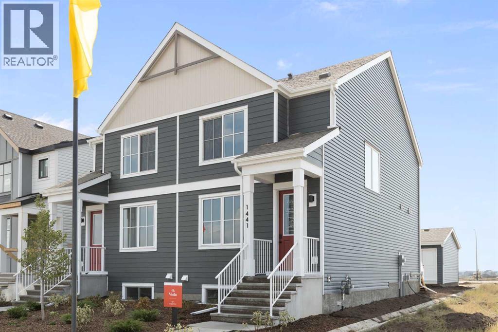 1445 Rangeview Dr SE, Calgary, AB T3S 0P8
