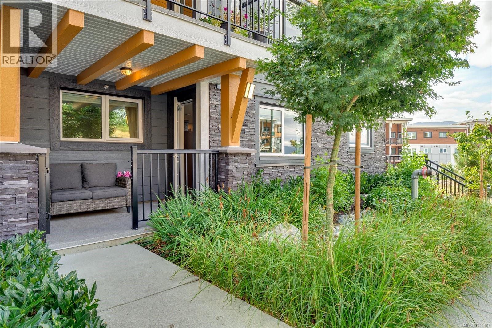 4820 Cedar Ridge Pl Unit 102 Pl, Nanaimo, BC V9T 0M7