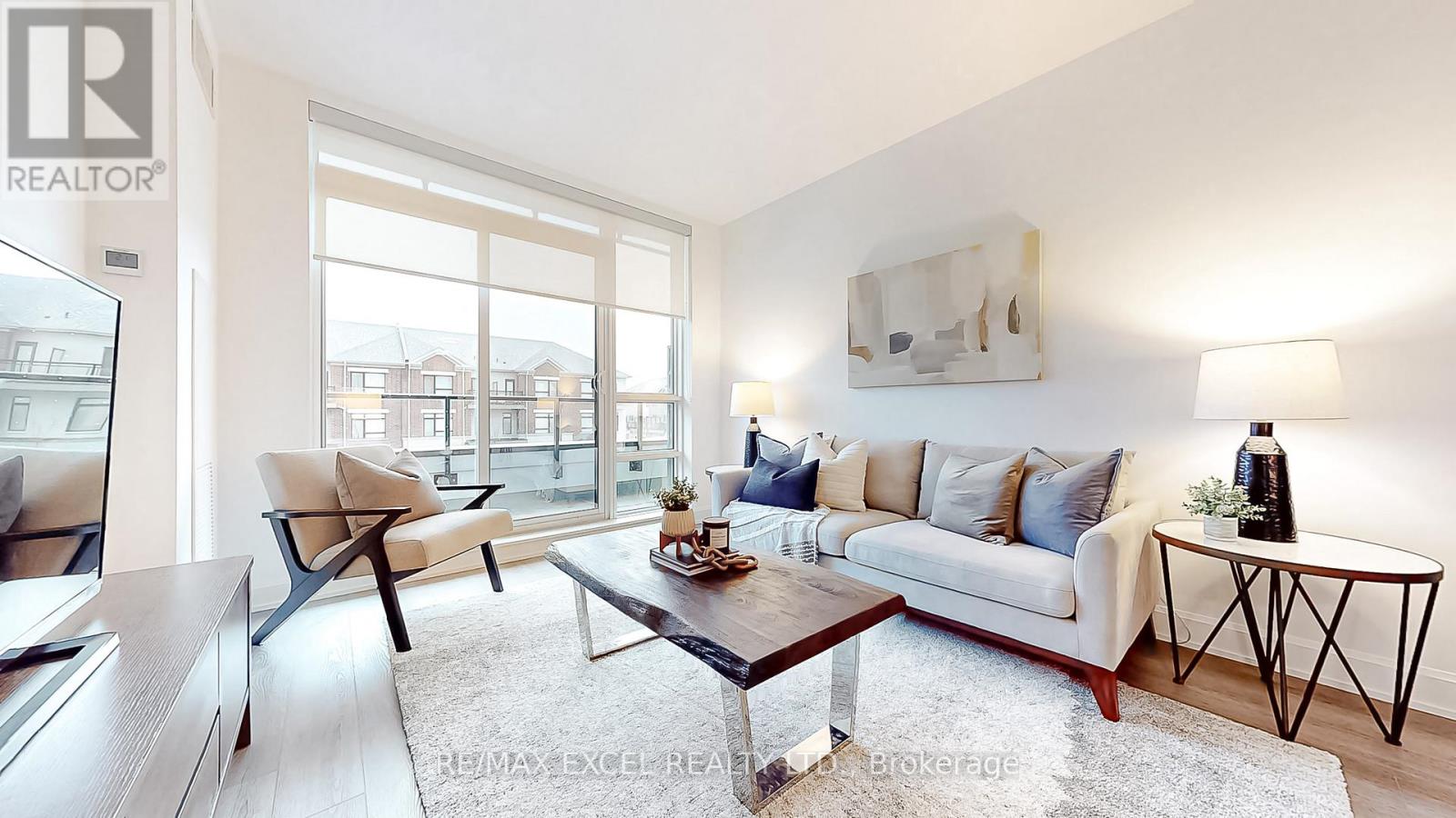 103 12 Gandhi Ln, Markham, ON L3T 0G8