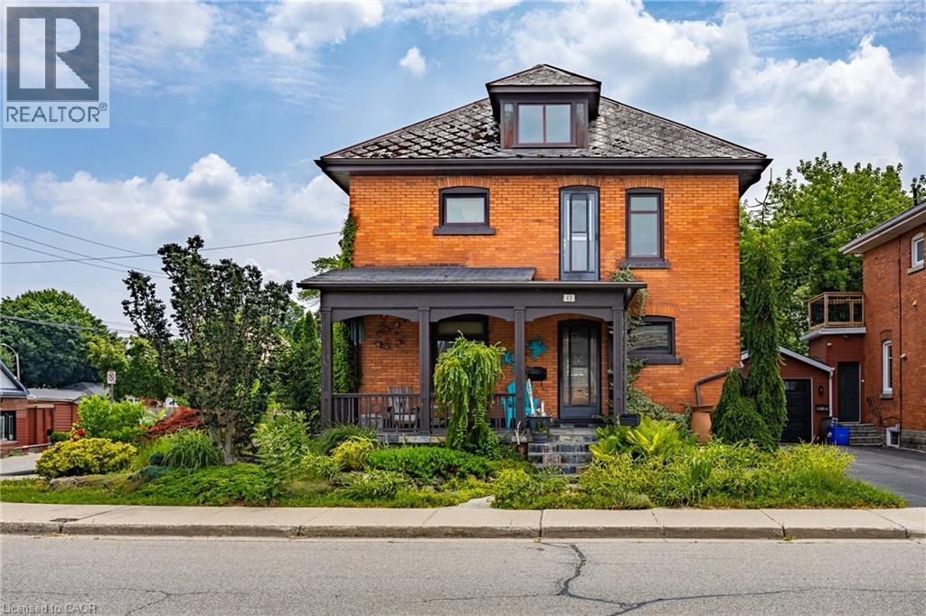 41 Baldwin St, Tillsonburg, ON N4G 2K4