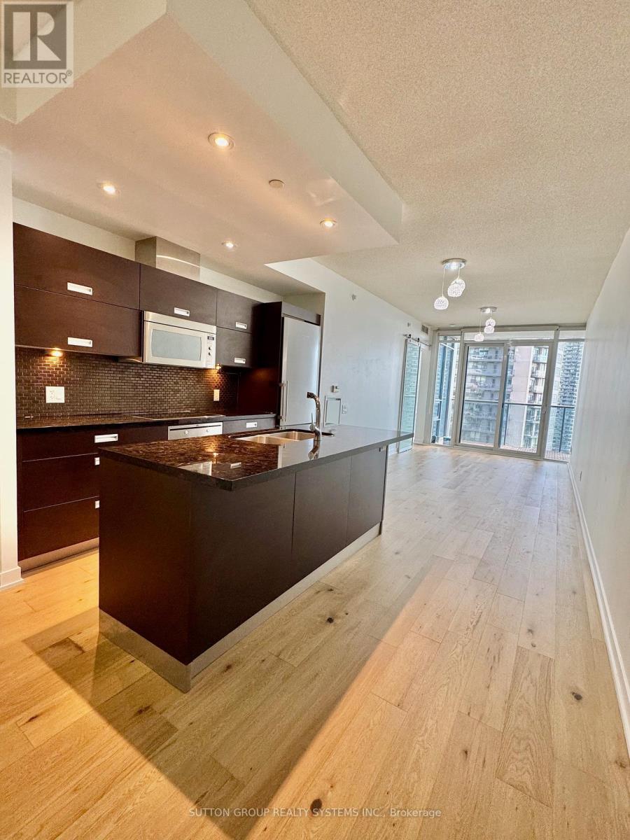 1807 88 Park Lawn Rd, Toronto, ON M8Y 0B5