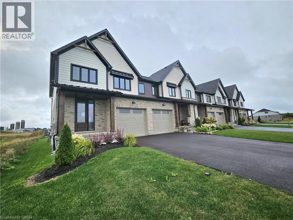 30 Anne St W, Minto, ON N0G 1Z0