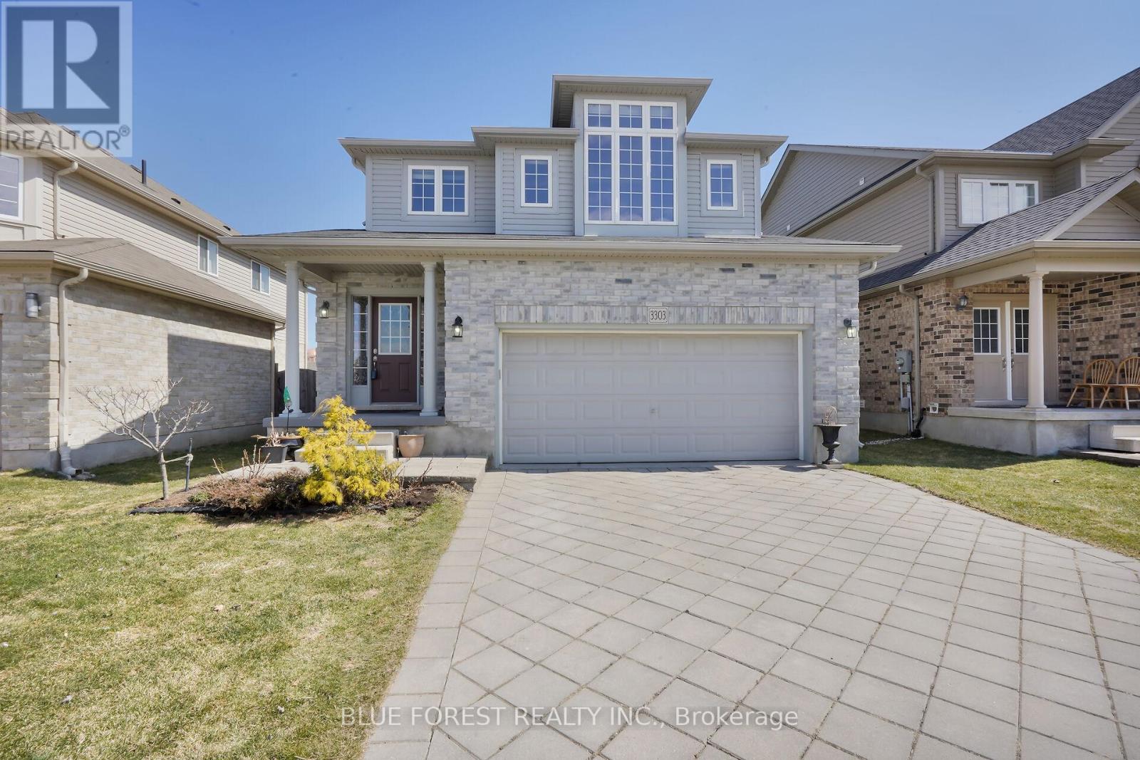 3303 Jinnies Way, London, ON N6L 0B8