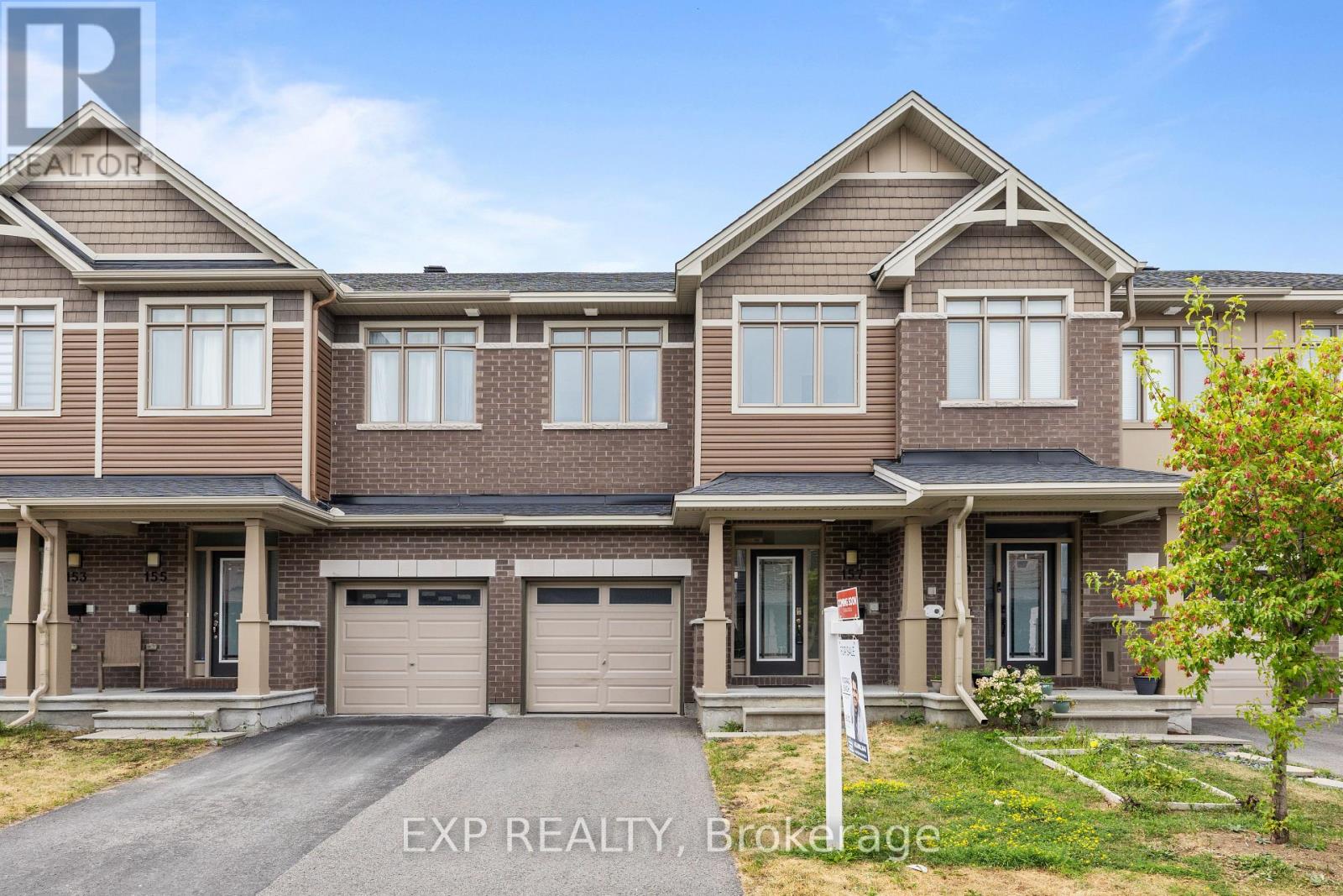 157 Overberg Way, Ottawa, ON K2S 0V8
