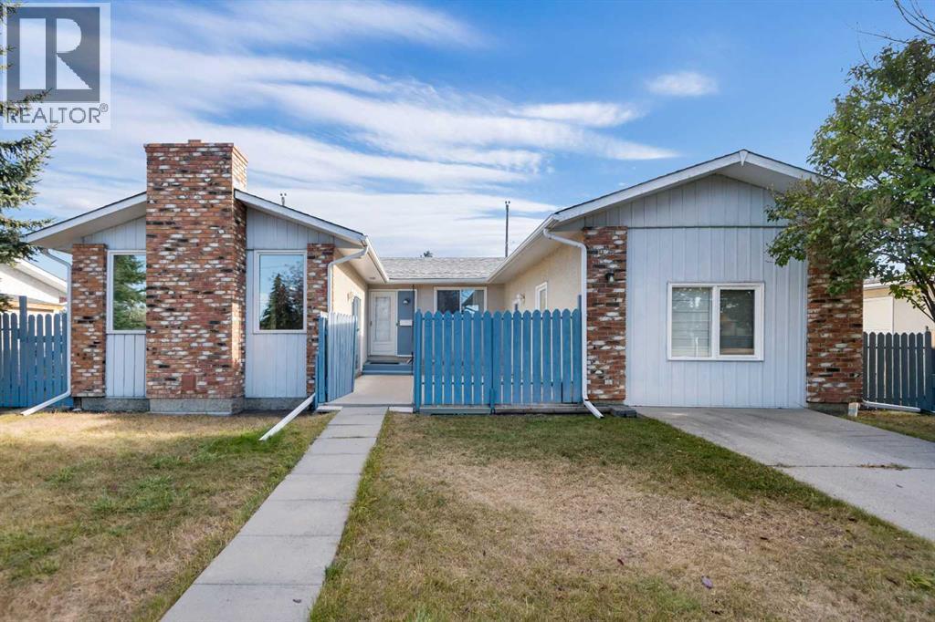 228 Queensland Dr SE, Calgary, AB T2J 3R8