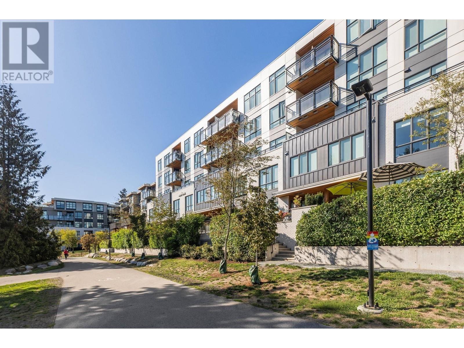 747 E 3 Street Unit 102, North Vancouver, BC V7L 1G8