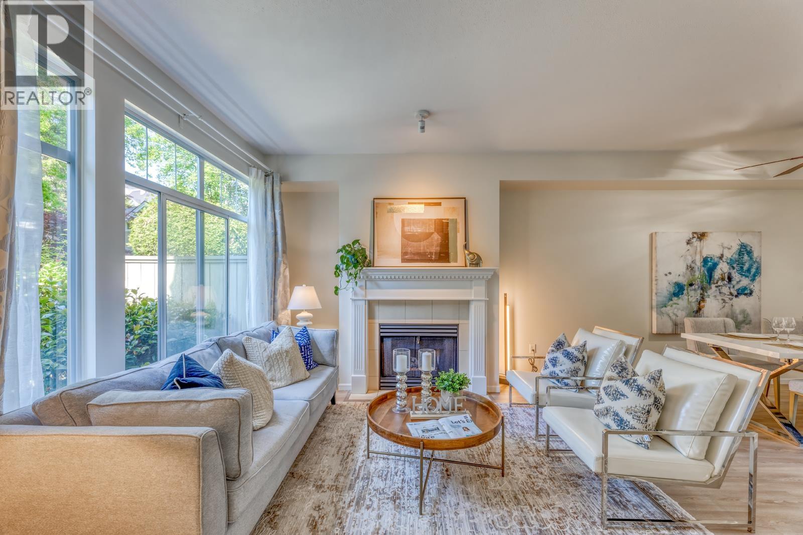 5240 Oakmount Crescent Unit 22, Burnaby, BC V5H 4S1