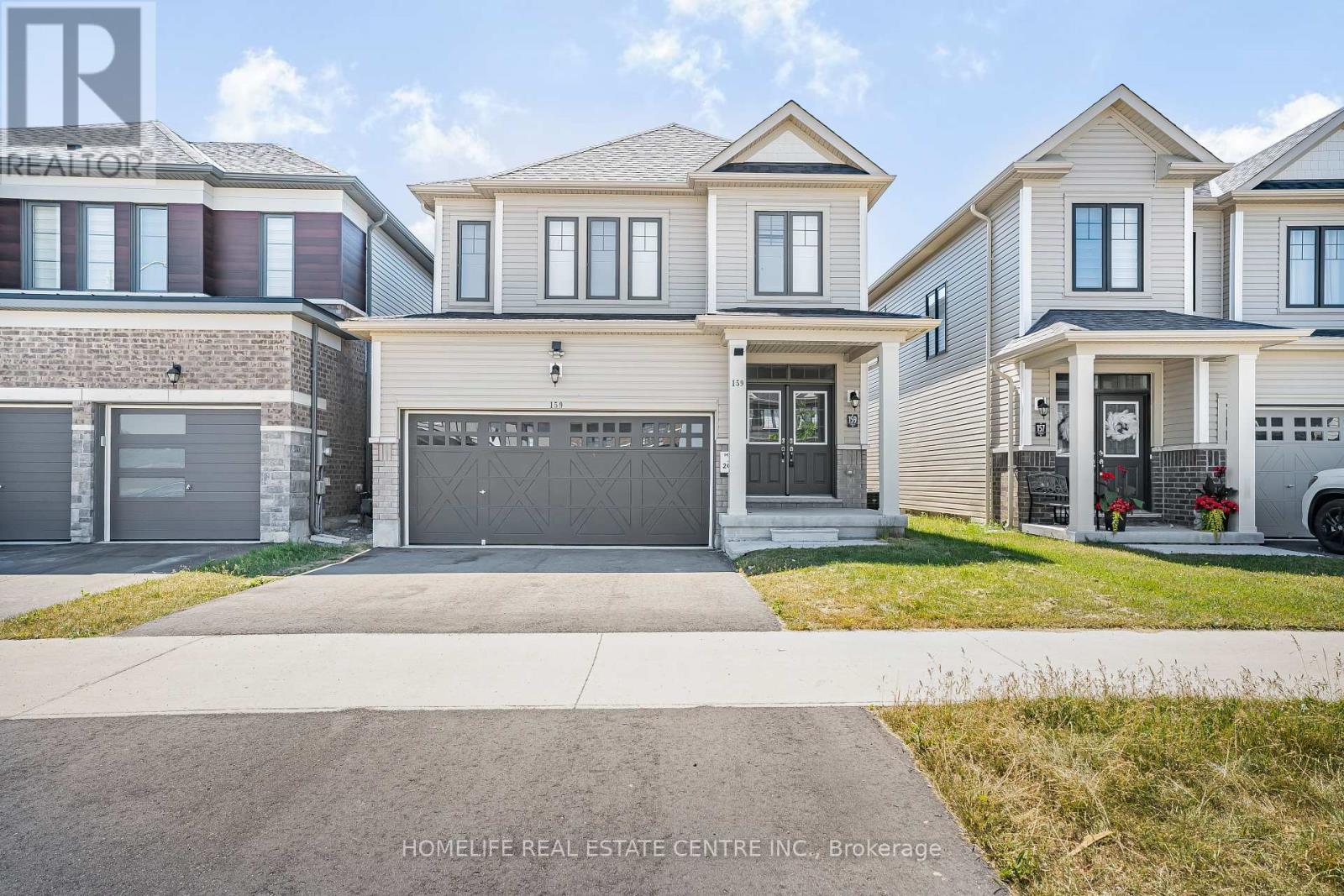 159 Terry Fox Dr, Barrie, ON L9S 2Z8
