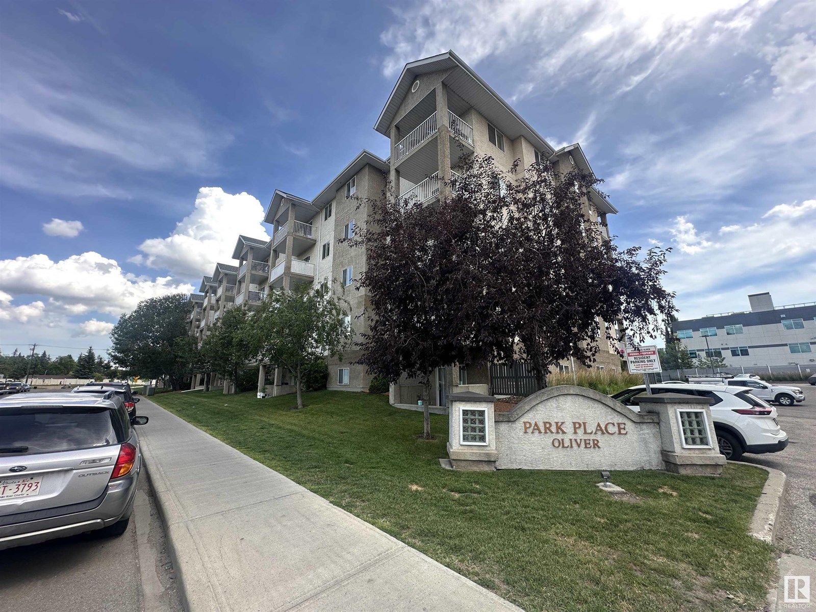 10535 122 Street Northwest #121, Edmonton, AB T5N 4B7