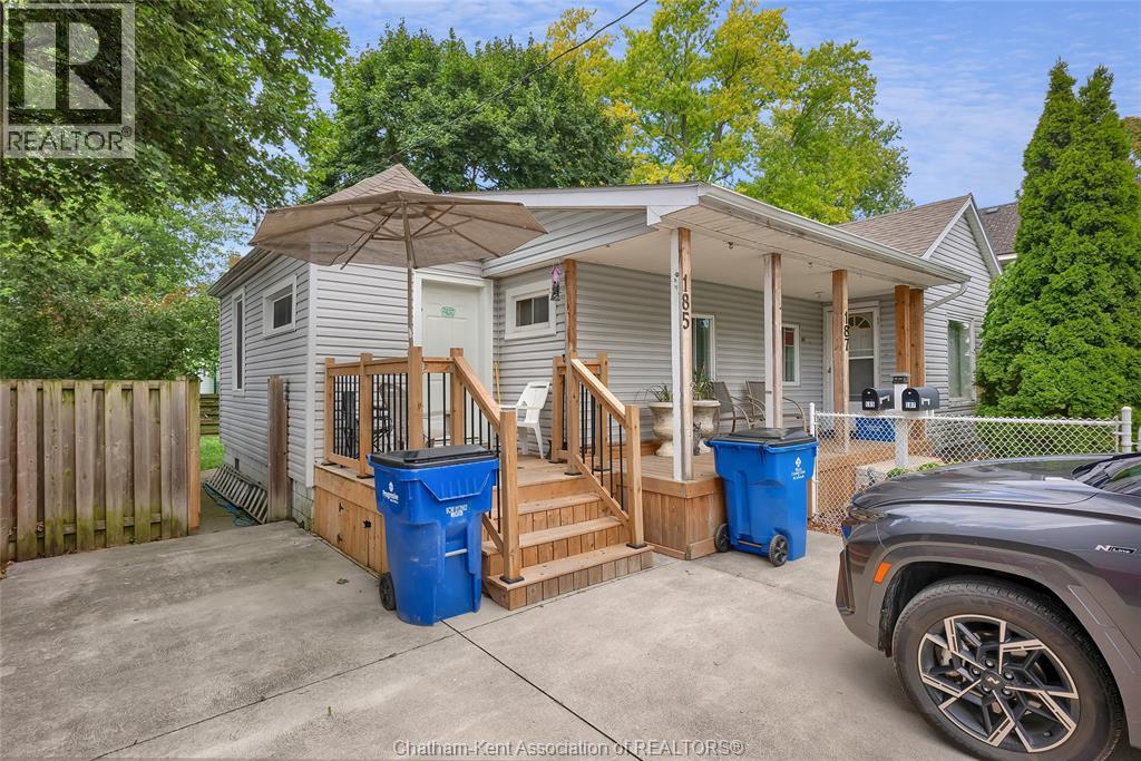 185 Thames St, Chatham, ON N7L 2Z3