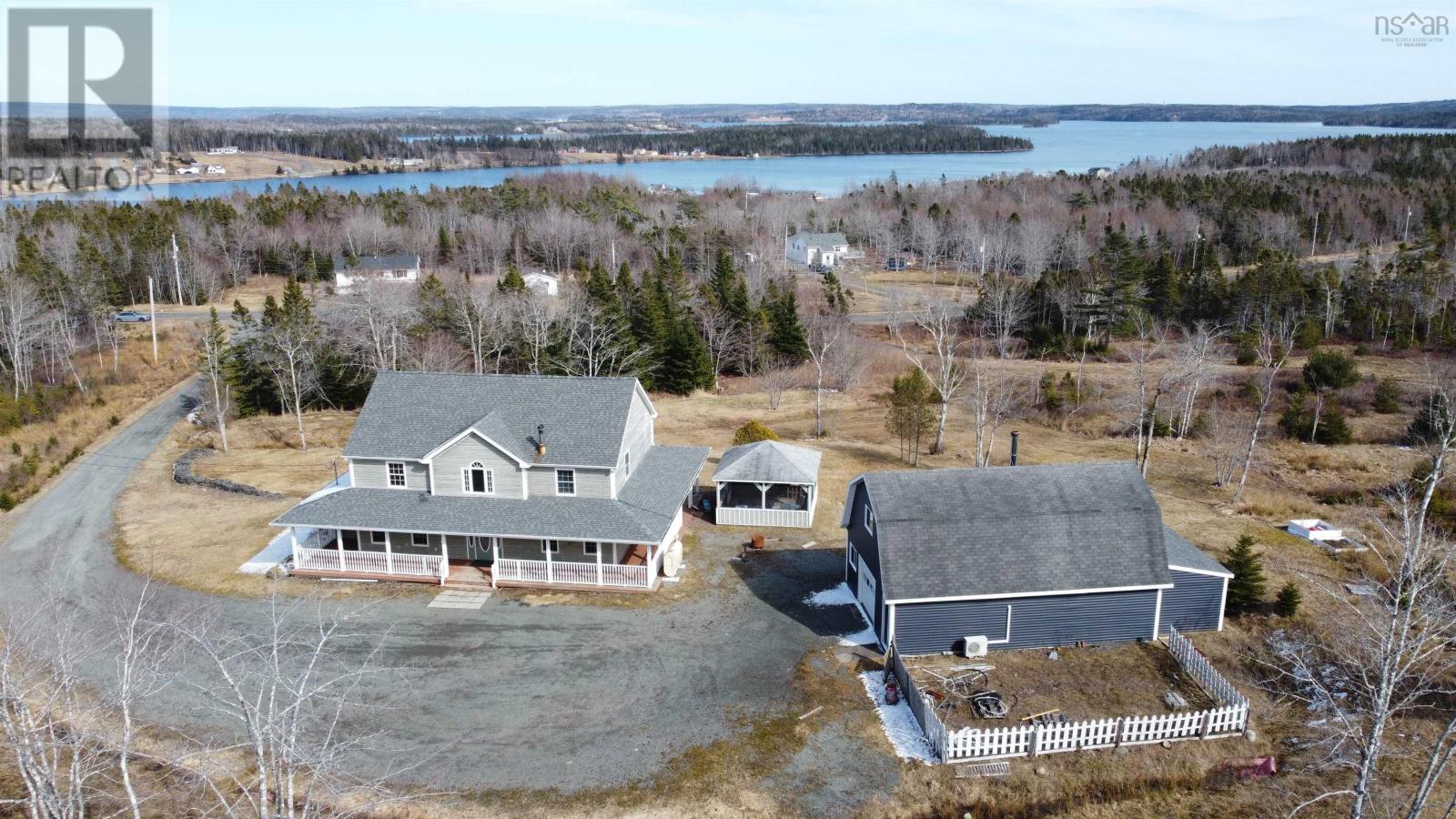 32 Bay St, French Cove, NS B0E 3B0