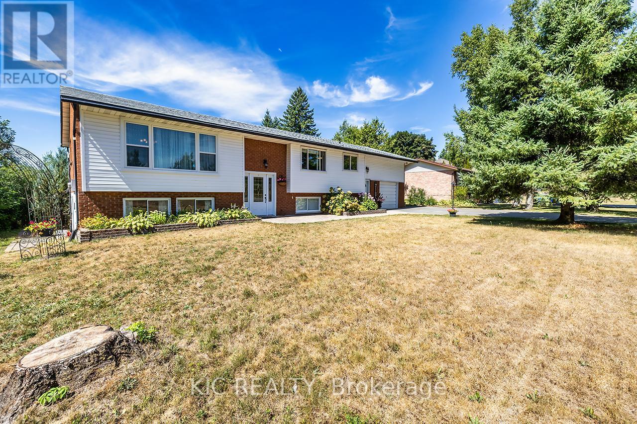 812 Frank Hill Rd, Kawartha Lakes, ON K9J 6X3