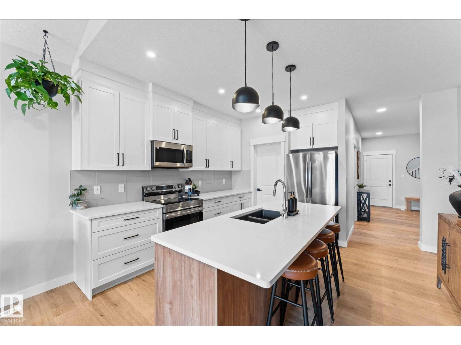 80 Gladstone Bn, Spruce Grove, AB T7X 0Z6