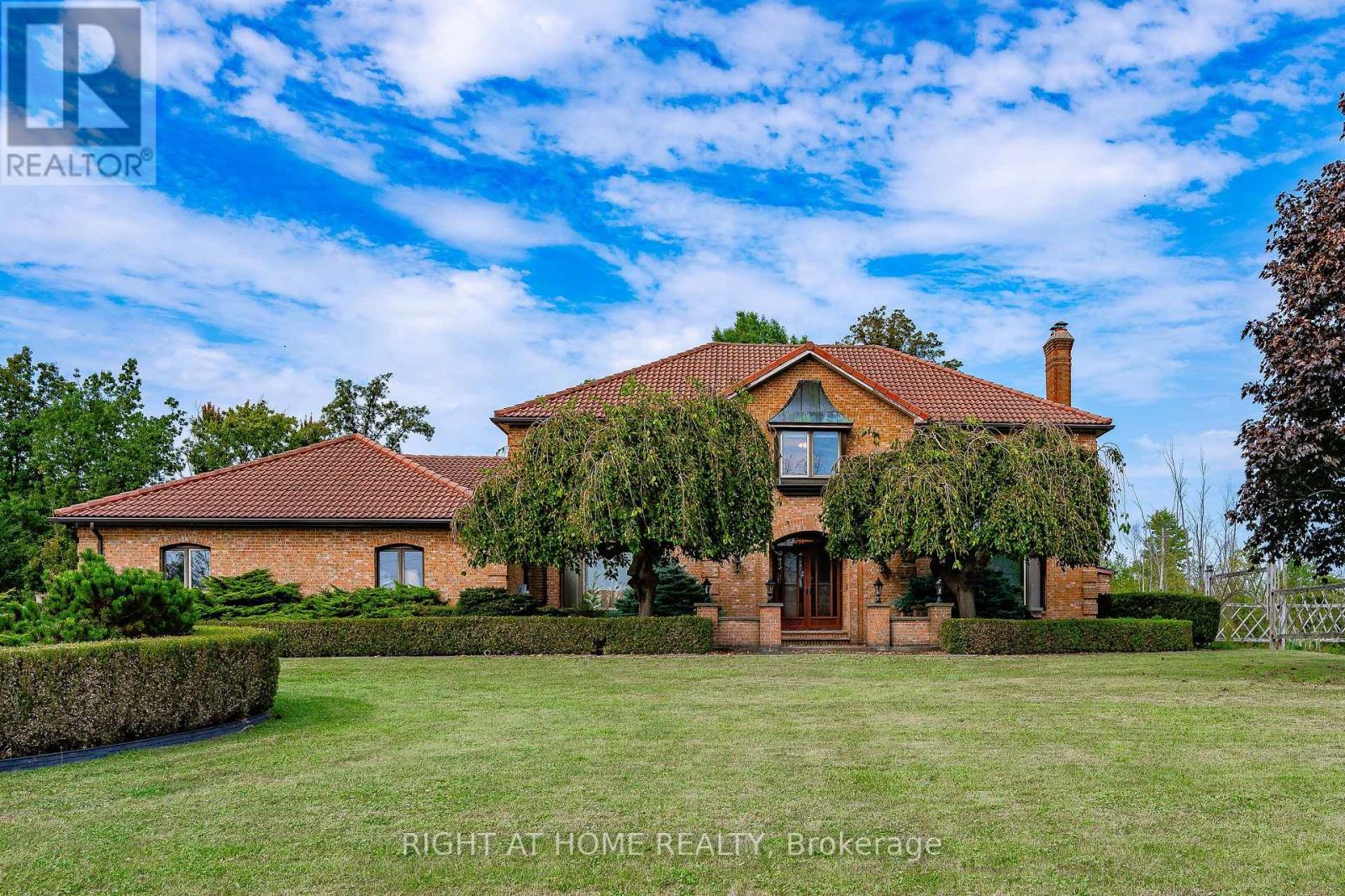 2650 Garrison Rd, Fort Erie, ON L0S 1N0