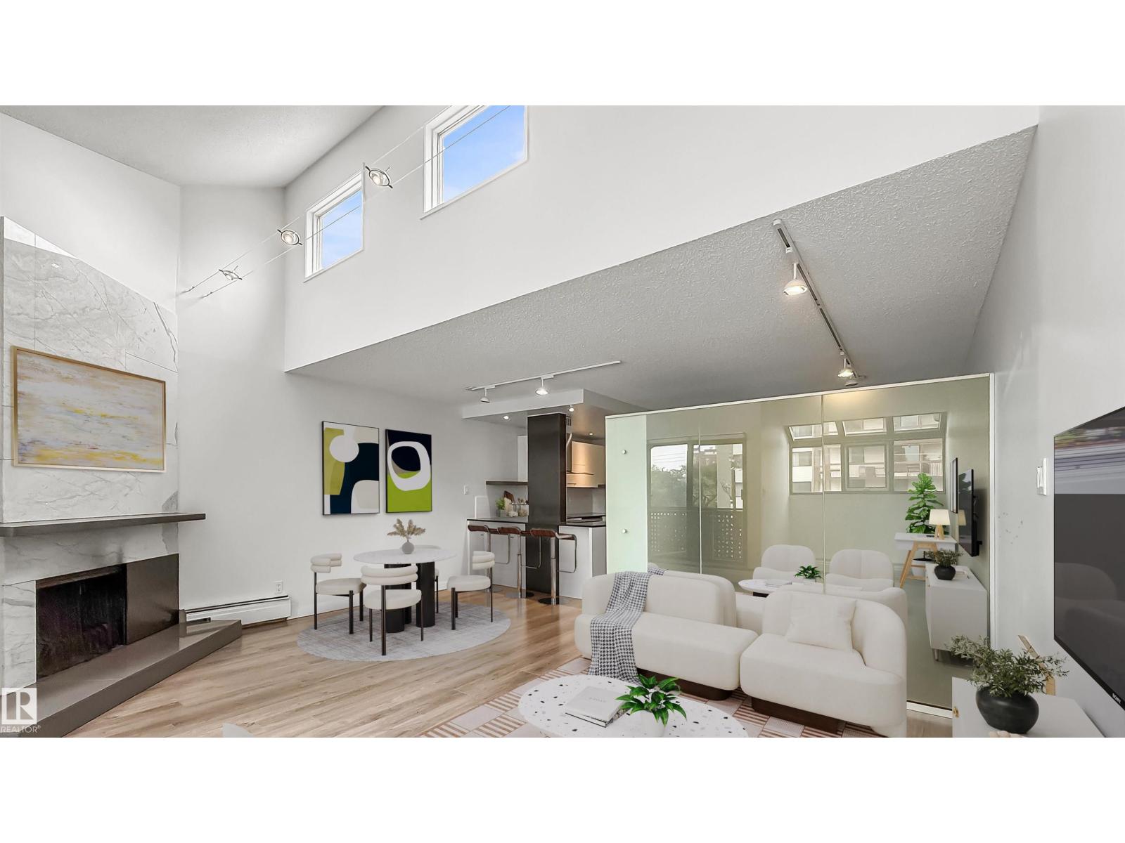 10148 118 Street Northwest #302, Edmonton, AB T5K 1Y4