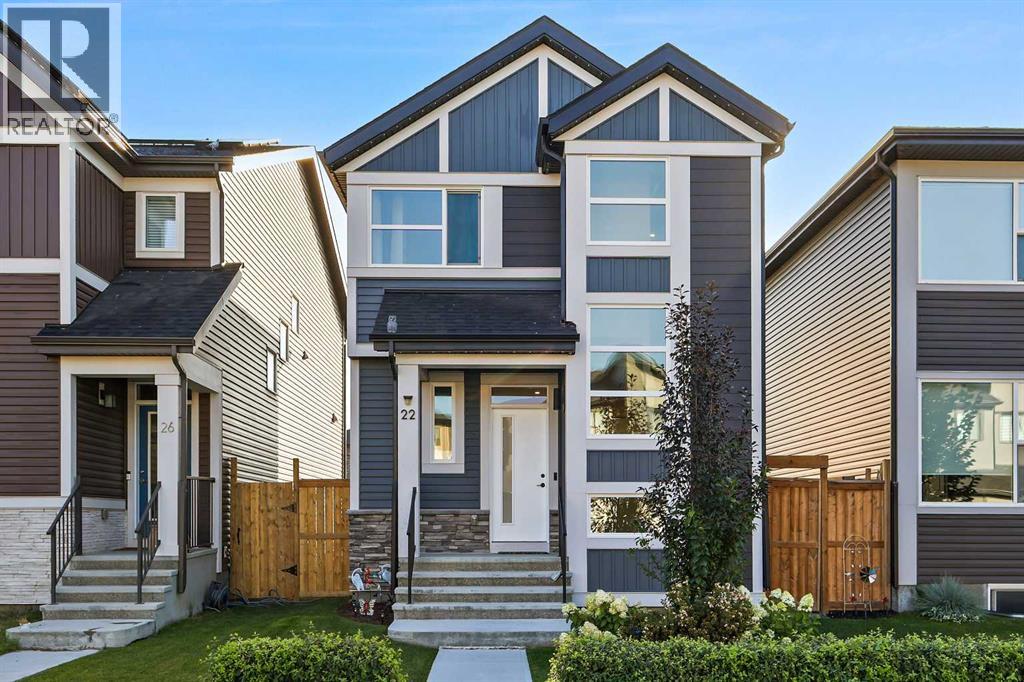 22 Wolf Creek Mnr SE, Calgary, AB T2X 3Z8