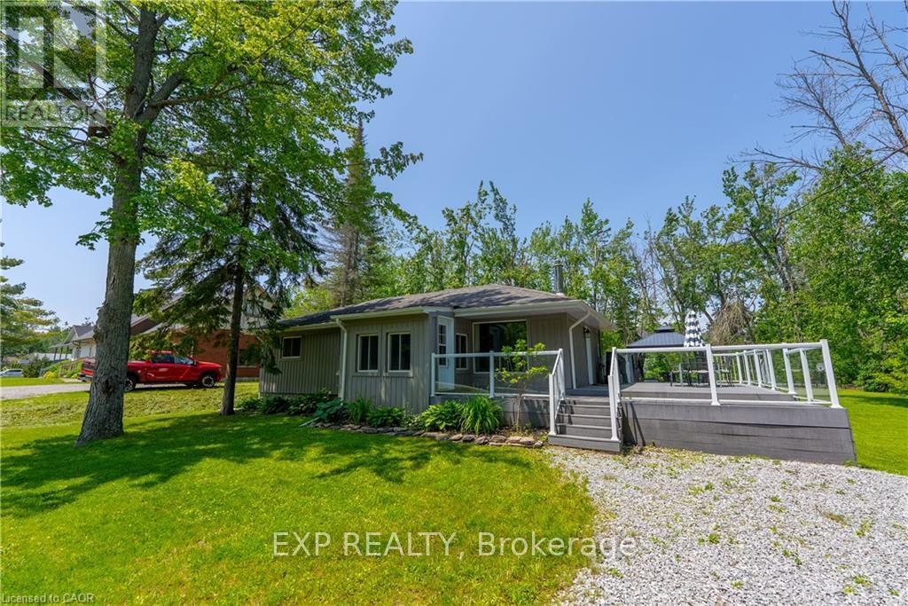 25 Bayview Estate Rd, Kawartha Lakes, ON K0M 1N0