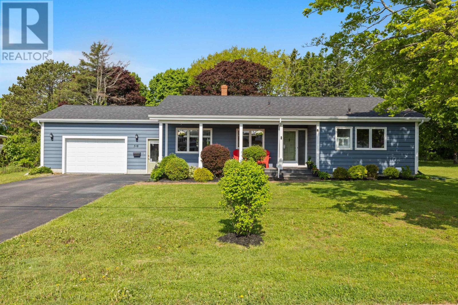 318 High St, Summerside, PE C1N 2R1