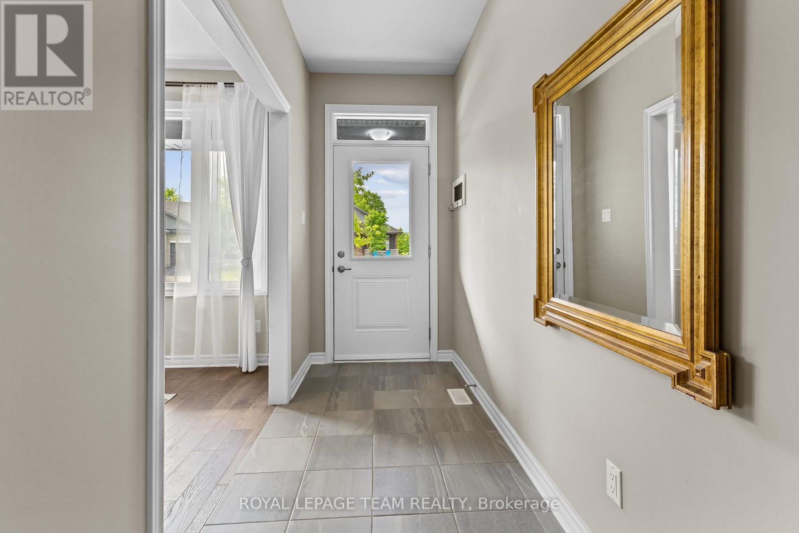 20 Seabert Dr, Arnprior, ON K7S 0H9
