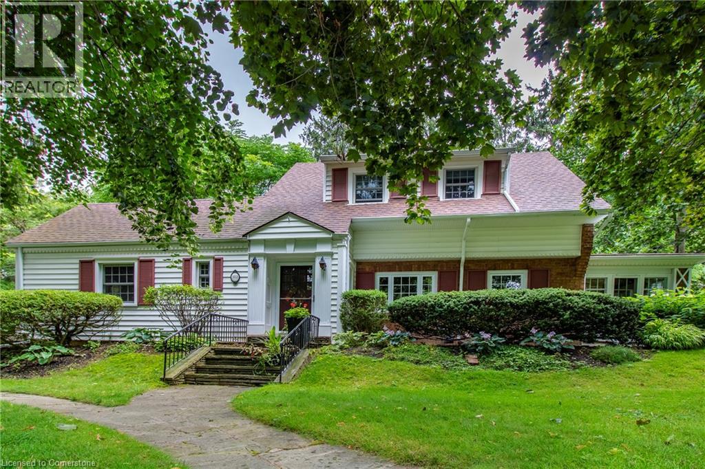 312 Nelson St W, Port Dover, ON N0A 1N0