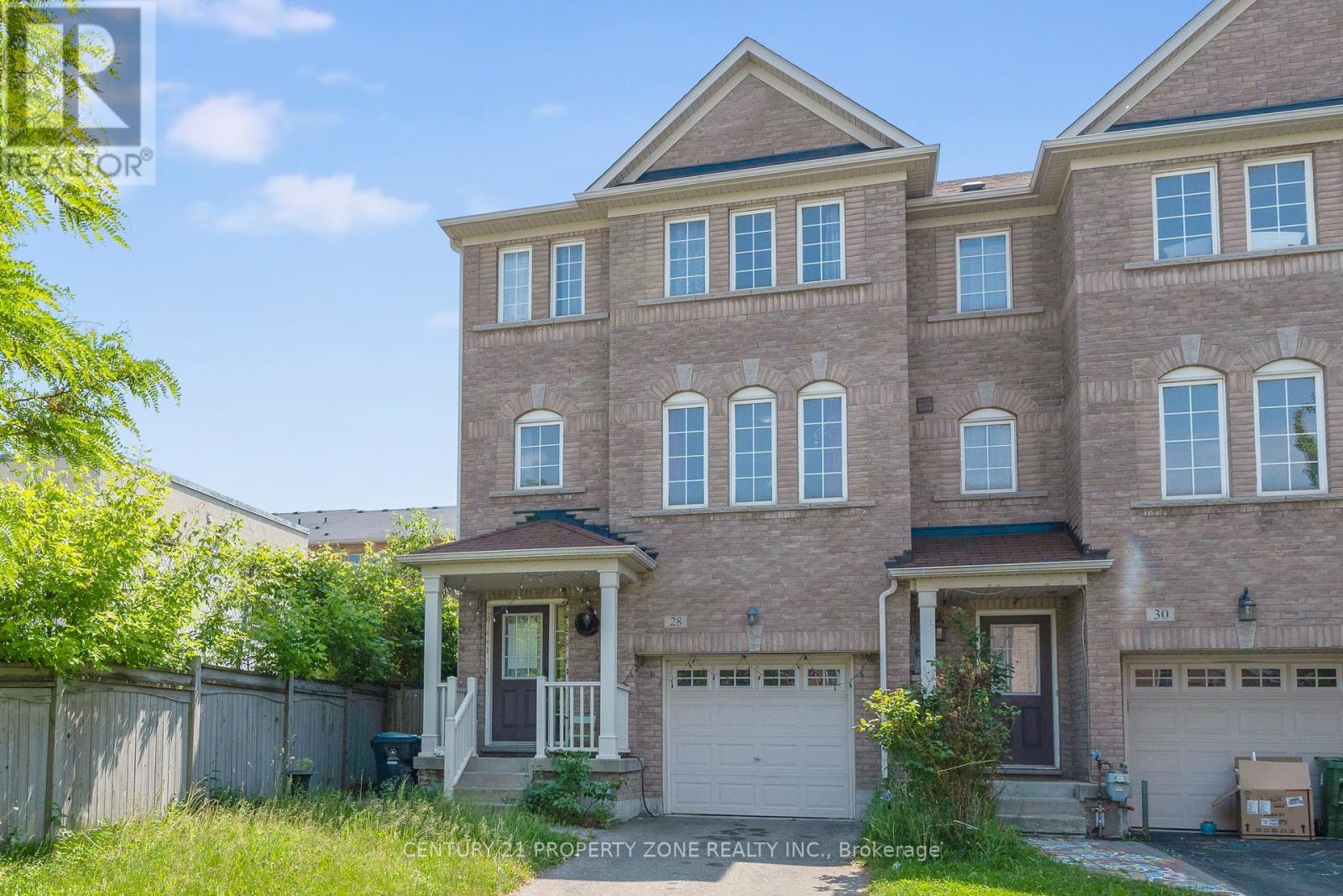 28 Seminoff St, Toronto, ON M1L 0B1