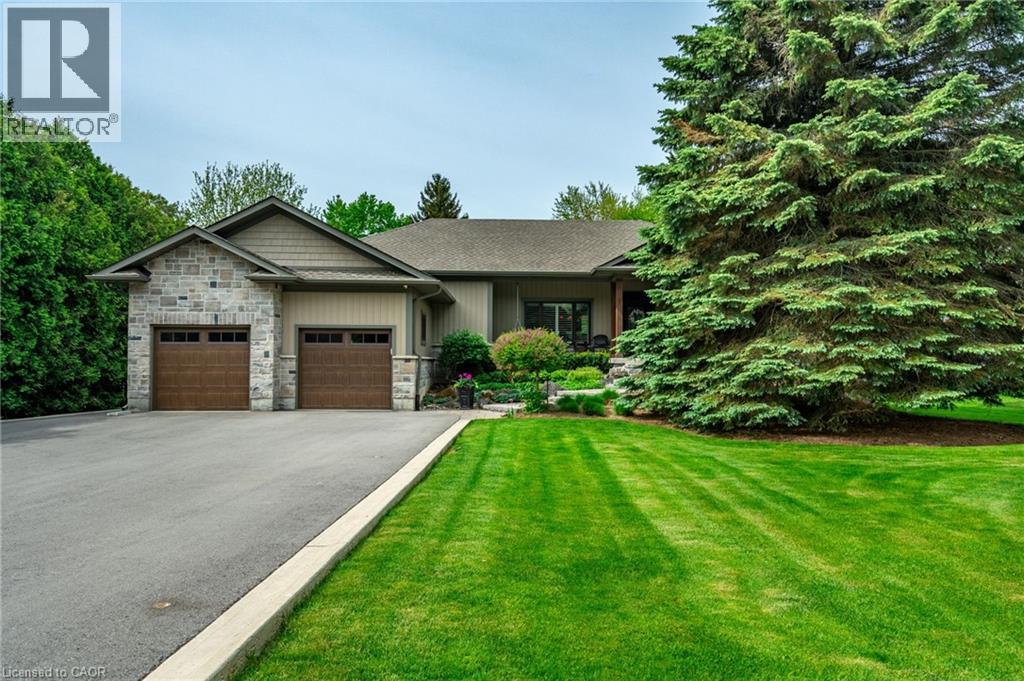 979 Garden Ln, Flamborough, ON L8B 1P2