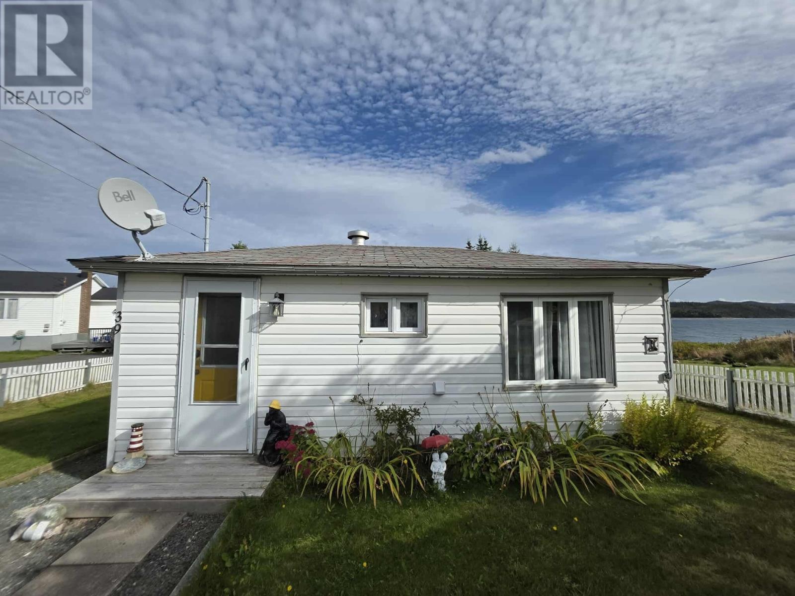 39 Harbour Buffett Rd, Arnold's Cove, NL A0B 1A0