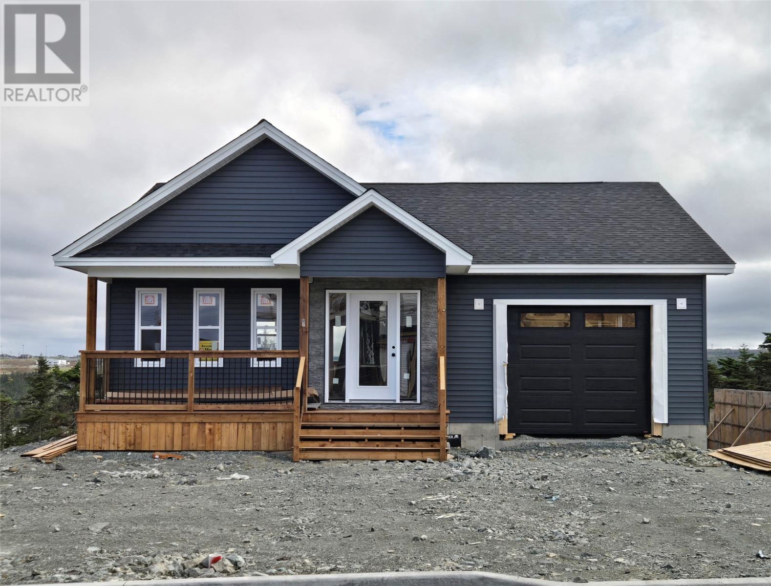 87 Trenton Dr, Paradise, NL A1L 4B7