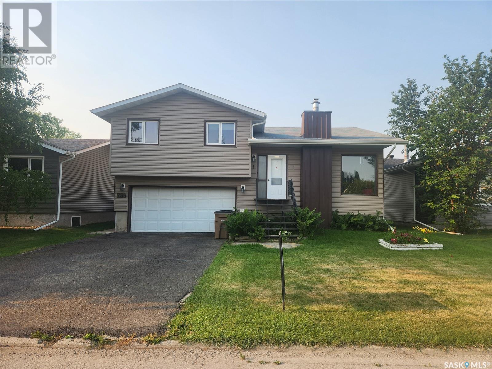 756 Golburn Cres, Tisdale, SK S0E 1T0