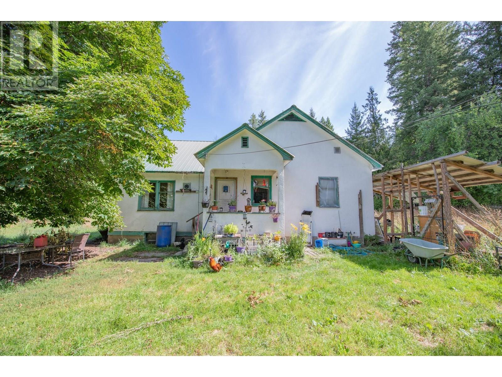 2405 Mabel Lake Rd, Lumby, BC V0E 2G6
