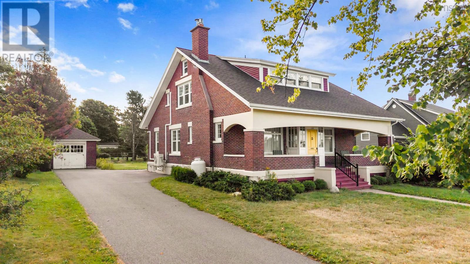 130 Albert St, New Glasgow, NS B2H 3V3