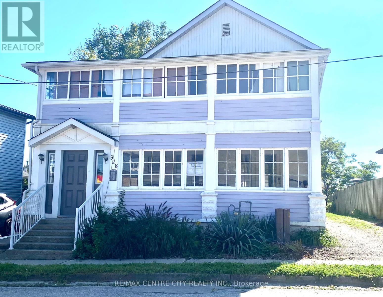 328 Erie St, Central Elgin, ON N5L 1E3