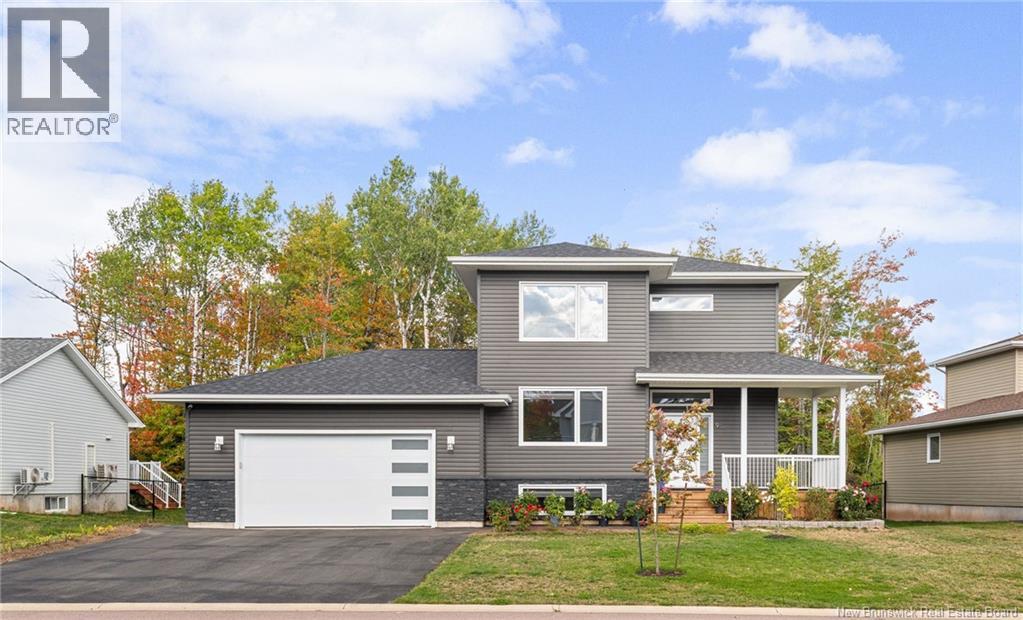 95 Satara Dr, Moncton, NB E1G 6A5