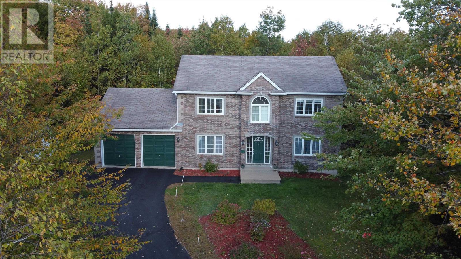 15 Kara Ct, Hammonds Plains, NS B4B 1L4