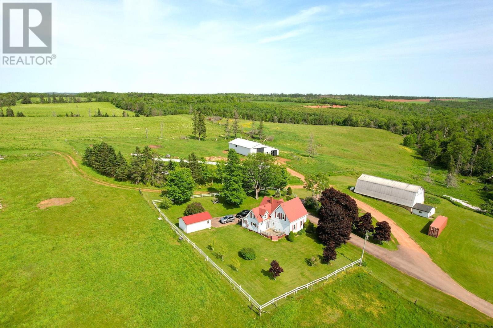 2276 Maplewood Rd, Kellys Cross, PE C0A 1Y0