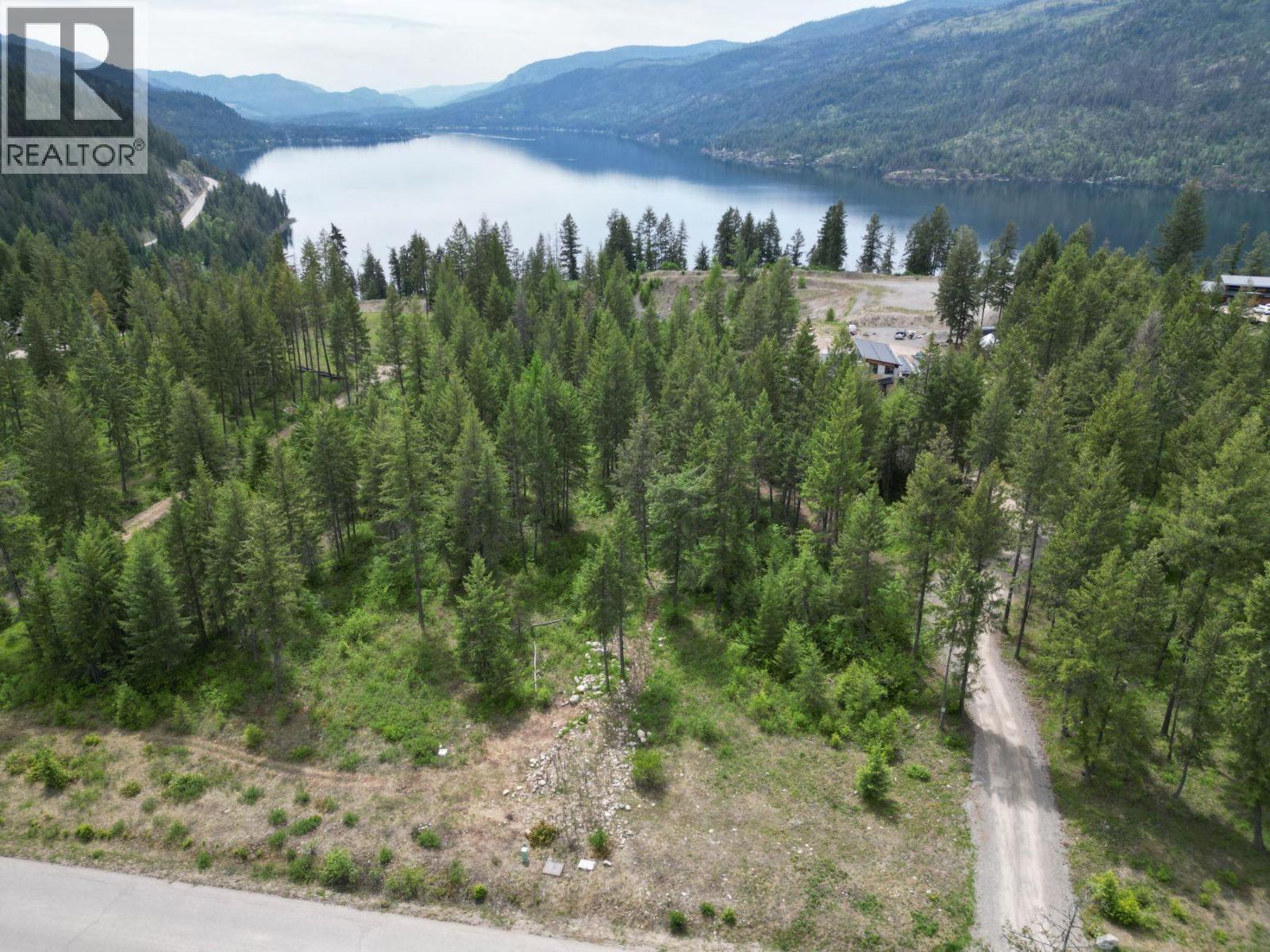 Caitlin Road, Christina Lake, BC V0H 1E0