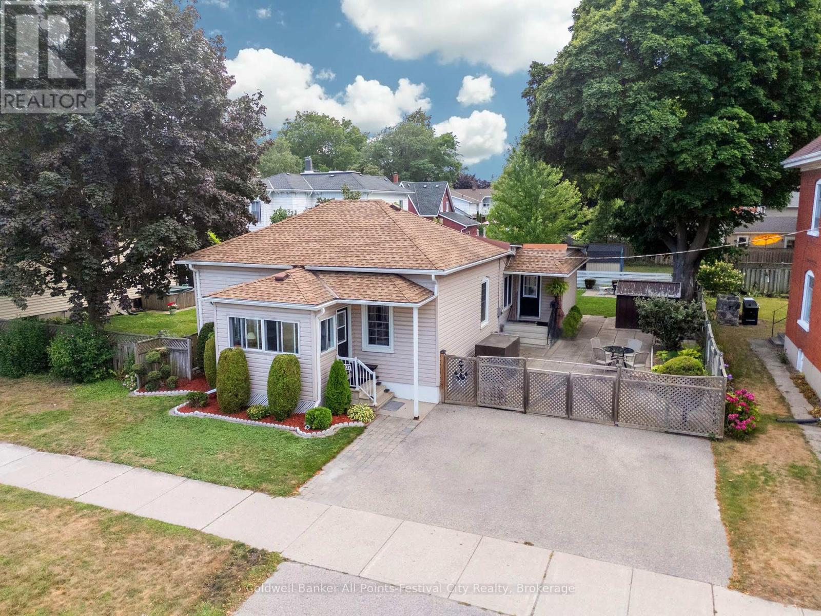107 Victoria St N, Goderich, ON N7A 2S2