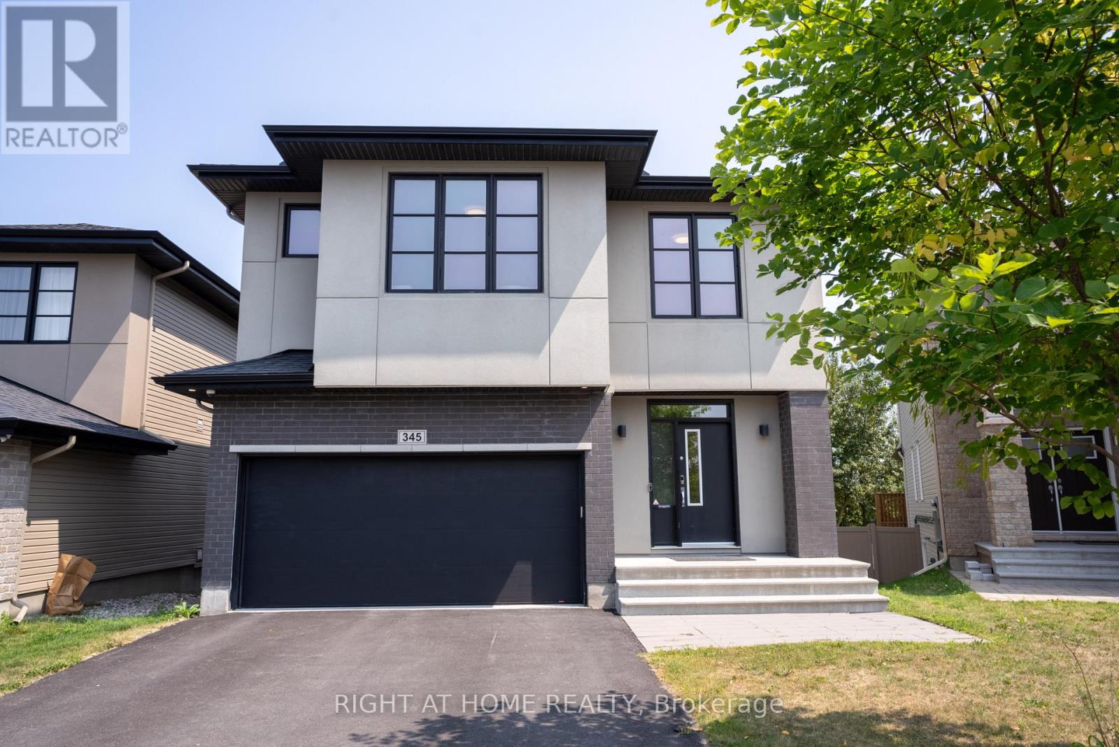 345 Andalusian Cres, Ottawa, ON K2S 1B6