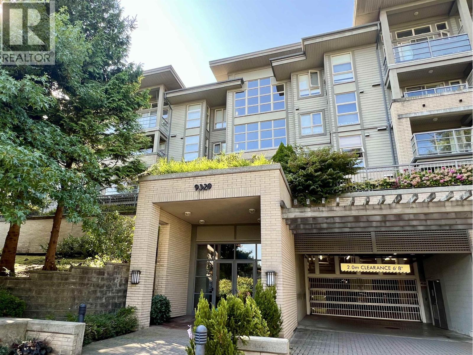 9329 University Crescent Unit 311, Burnaby, BC V5A 4Y4