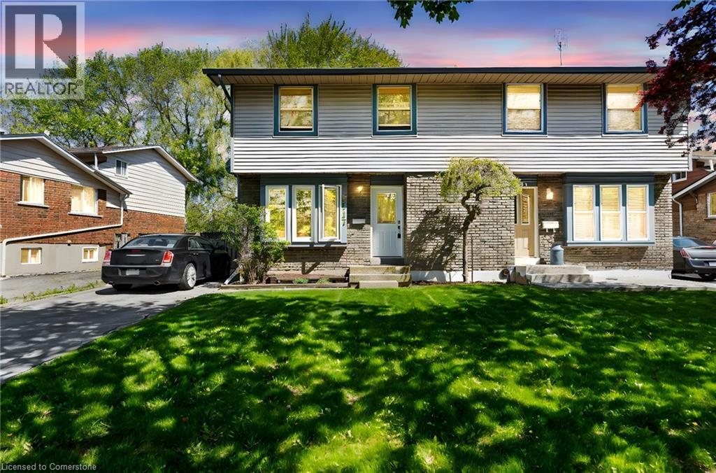 8117 Lynhurst Dr, Niagara Falls, ON L2H 2A3
