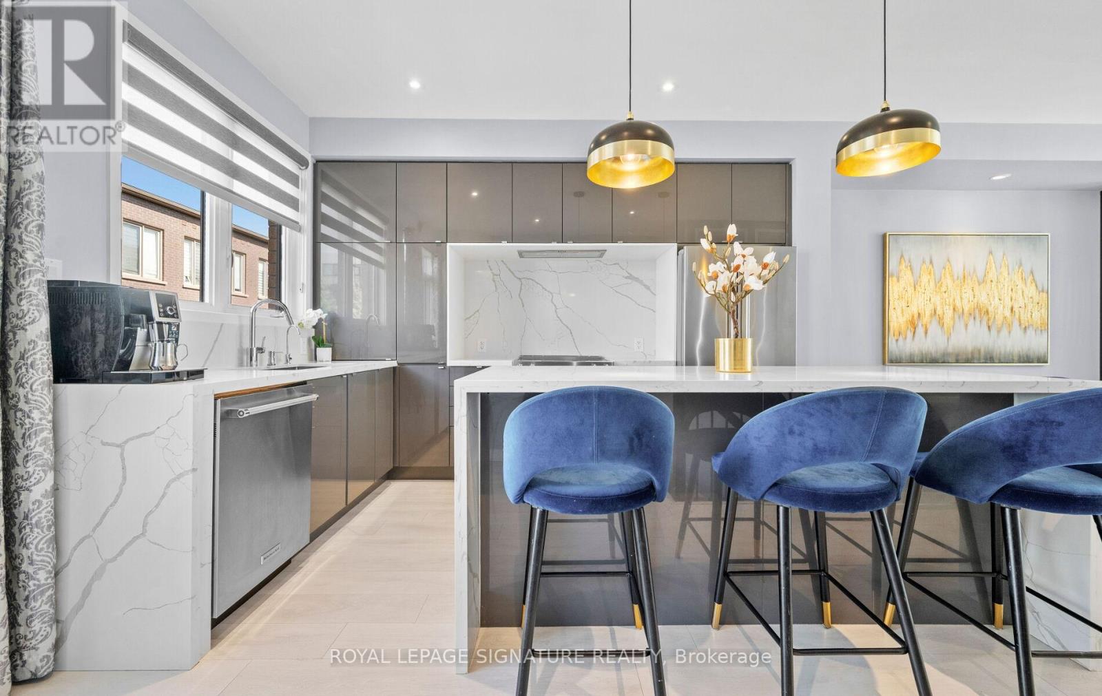 173 Sabina Dr, Oakville, ON L6H 0W3