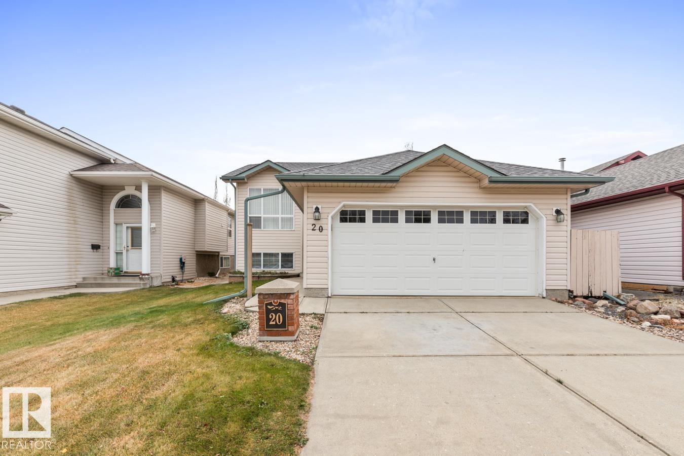 20 Foxhaven Co, Sherwood Park, AB T8A 5X1