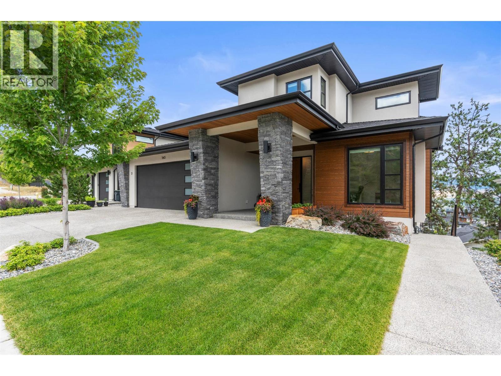145 Summer Wood Dr, Kelowna, BC V1V 0C9