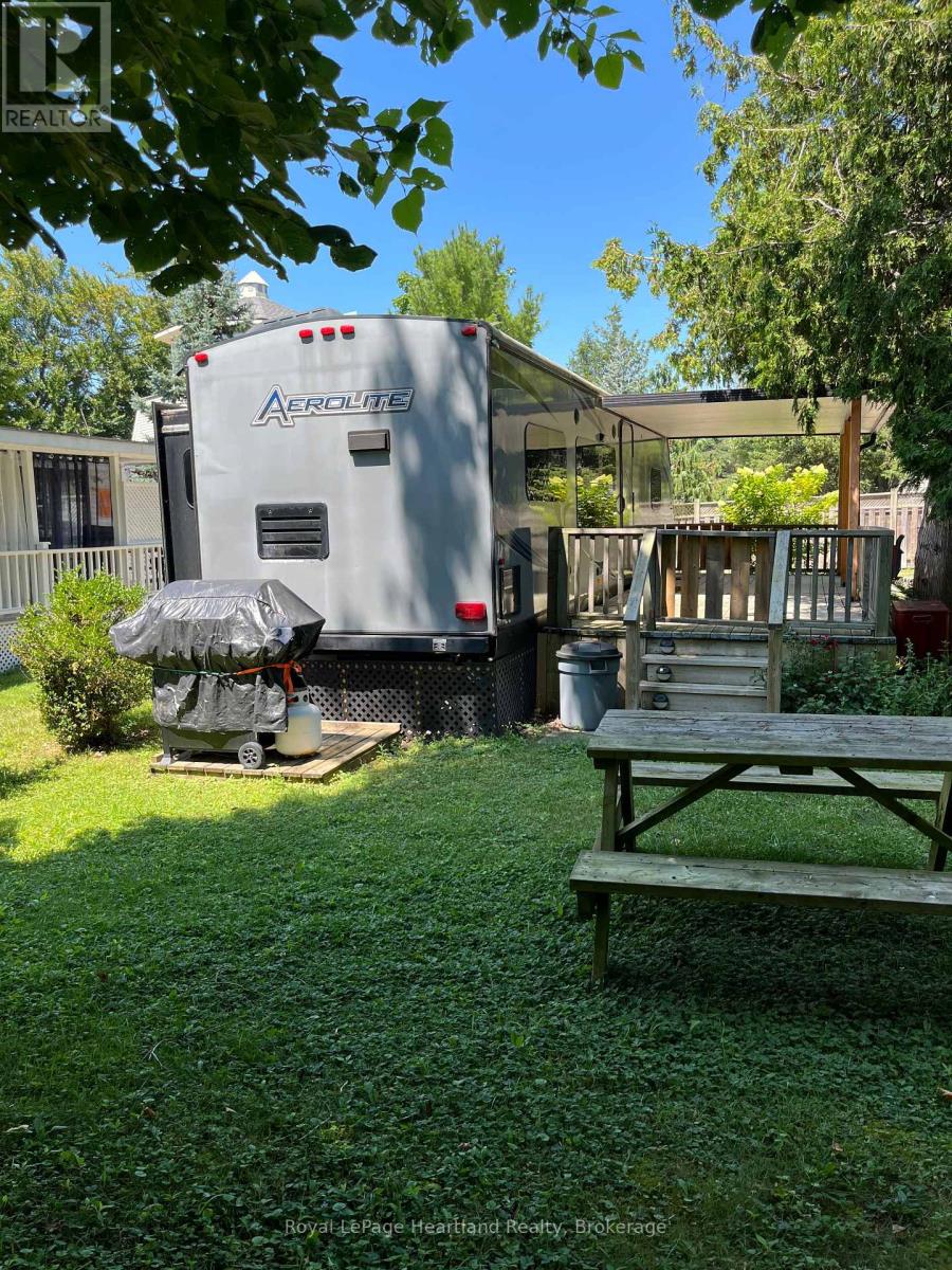 6 Lighthouse Cove Rd, Central Huron, ON N0M 1G0